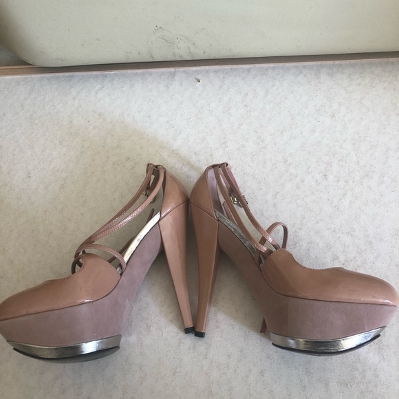 Adrienne Maloof Tan Patent and Suede Platform Pumps Size 8.5 - Picture 5 of 7